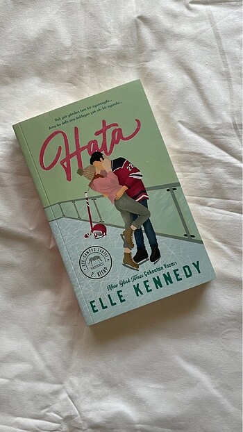 Hata/Elle Kennedy