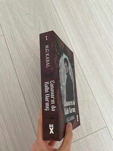  Canavarın da Kalbi Varmış | Karton kapak