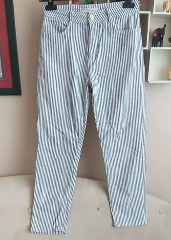 Kadın Gri Zebra Desenli Kemerli Denim Pantolon - Görsel 6