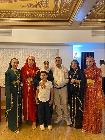 Siyah kaftan