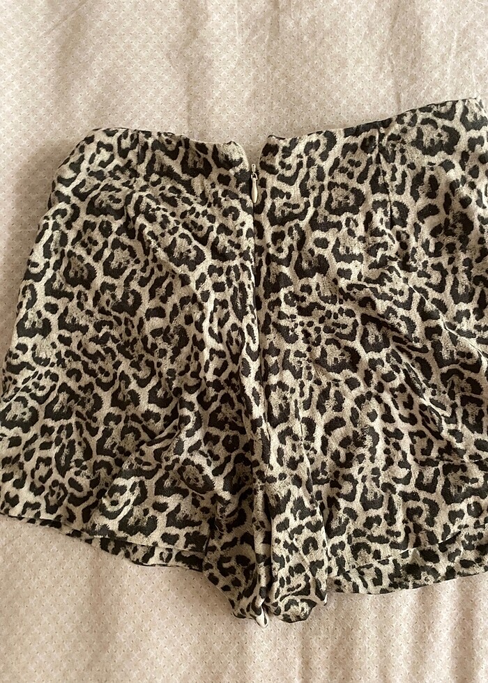 Stradivarius Şort Etek - Görsel 3