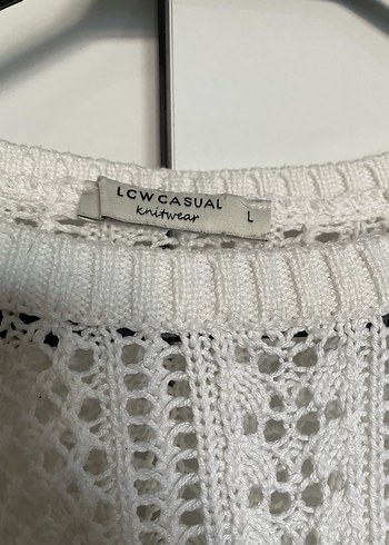 LC Waikiki Bohem Tarzı Beyaz Örgü Kadın Kazak