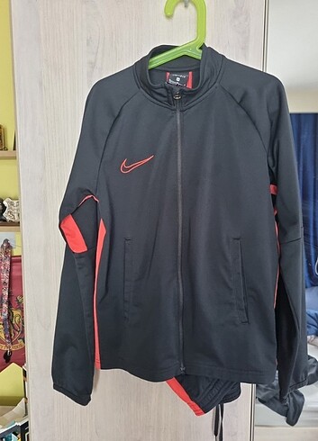 Nike eşofman takımı