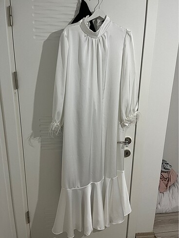 sade nikah elbisesi