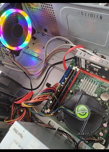 Diğer Oyuncu Pc Takas ve Pazarlık vardır.Tablet , telefon veya pc iled