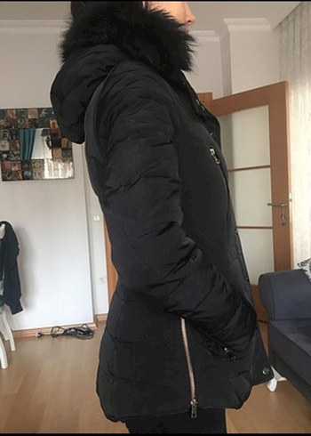 Zara Siyah Kadın Midi Kaban, Kürk Detaylı, Sokak Stili