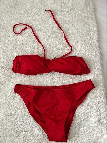 Ayyıldız bikini