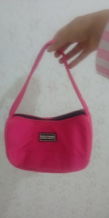 Pembe çanta 