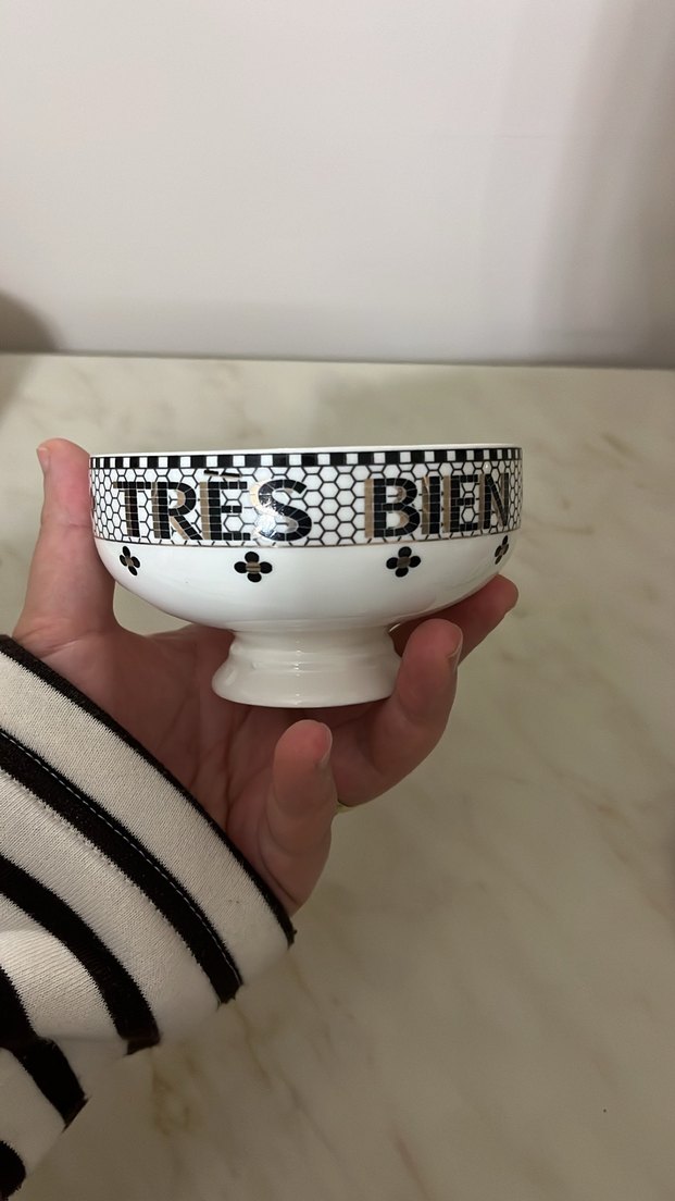 Koyu Desenli Beyaz Ayaklı Kase - Görsel 2