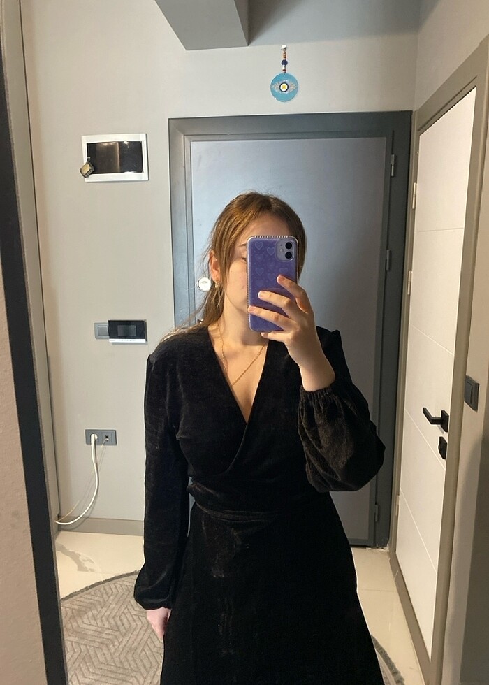 Siyah kadife elbise - Görsel 2