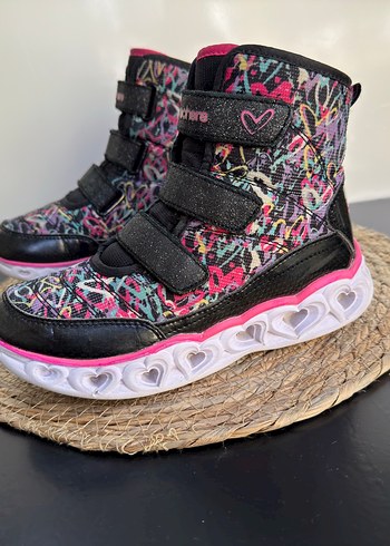 Orijinal SKECHERS 33 numara