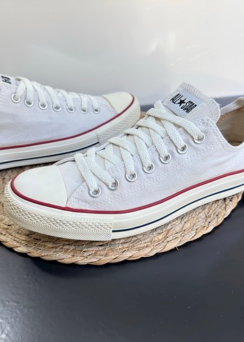 42 Beden beyaz Renk Orijinal CONVERSE 42 numara
