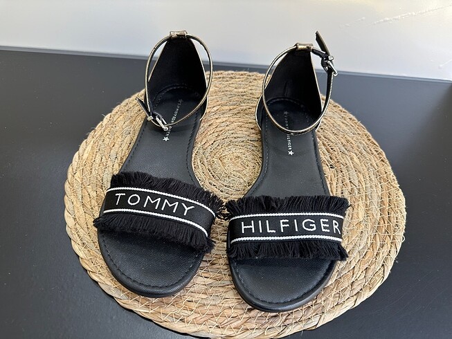 Orginal TOMMY HİLFİGER 39 numara