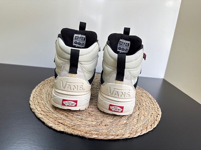 40 Beden ten rengi Renk Orginal VANS GORATEX 40 numara