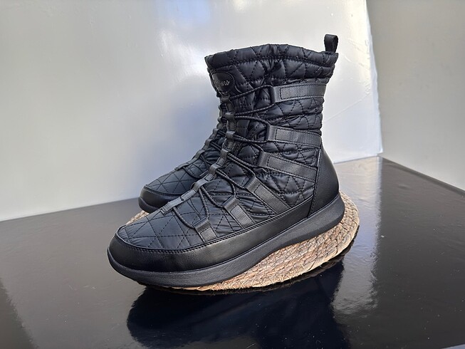 40 Beden siyah Renk Orginal SKECHERS WATERPROOF 40 numara