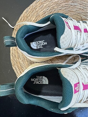 37 Beden yeşil Renk Orijinal THE NORTH FACE 37 numara