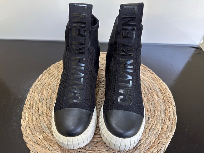 Calvin Klein Orijinal CALVİN KLEİN 36 numara