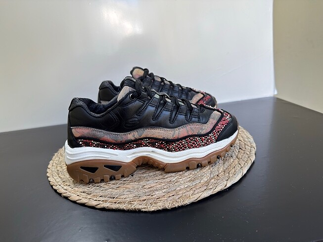 37 Beden siyah Renk Orijinal SKECHERS 37 numara