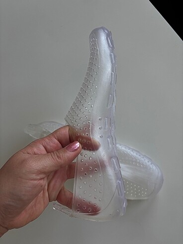 Şeffaf ayakkabı - Görsel 6