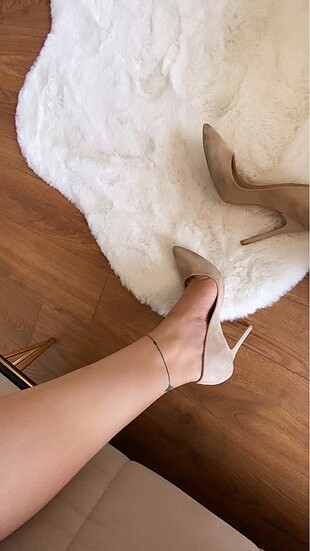 Krem renk 10 cm ince topuklu stiletto