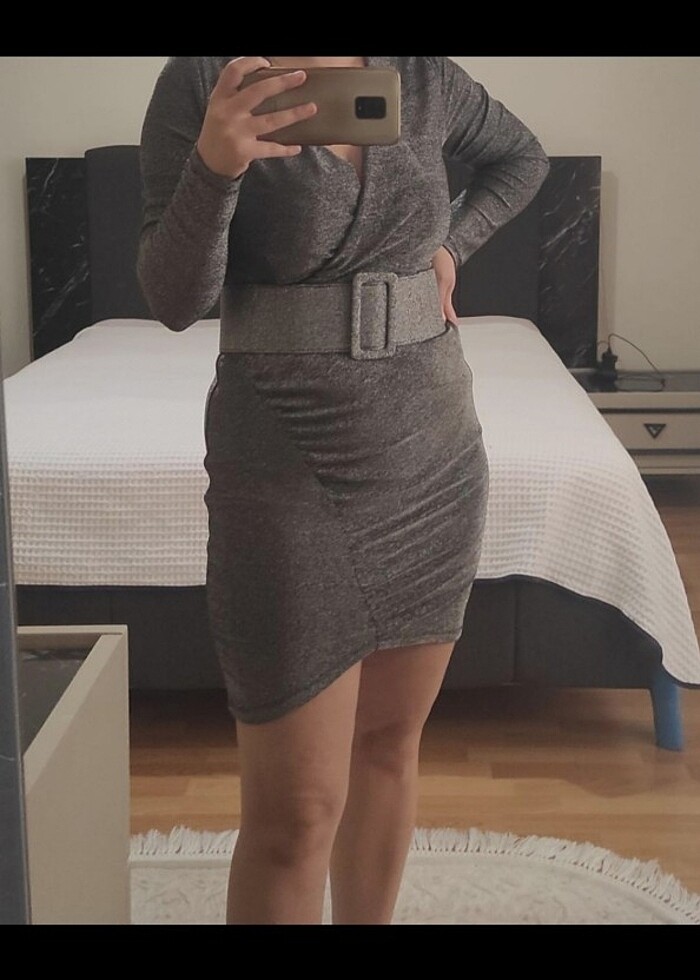 Kısa elbise - Görsel 2