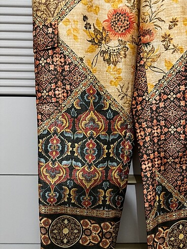 Zara Zara saten pantolon