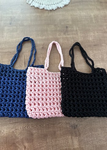 Zara Lacivert Örgü Kadın Çanta