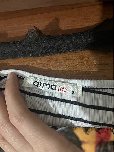 s Beden Kadın çizgili dantelli beyaz tshirt