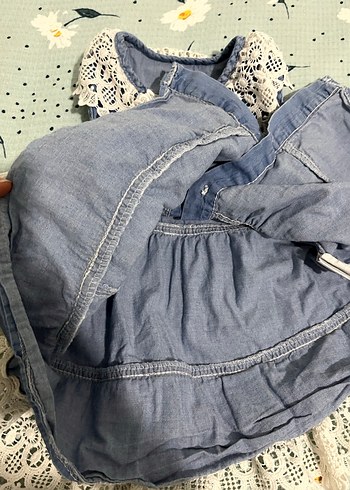 LC Waikiki Kız Çocuk Mavi Dantel Detaylı Denim Elbise