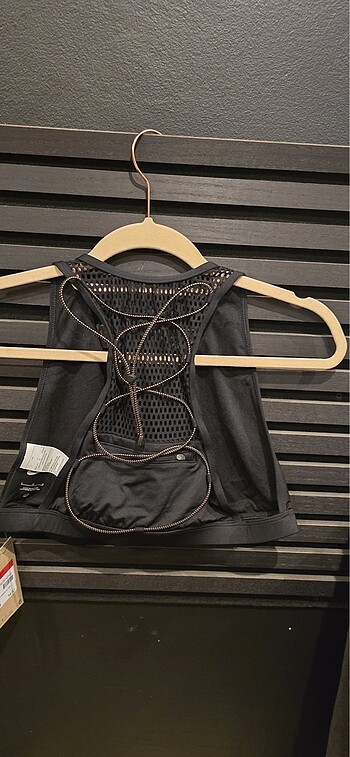 l Beden siyah Renk Nike High Neck Top