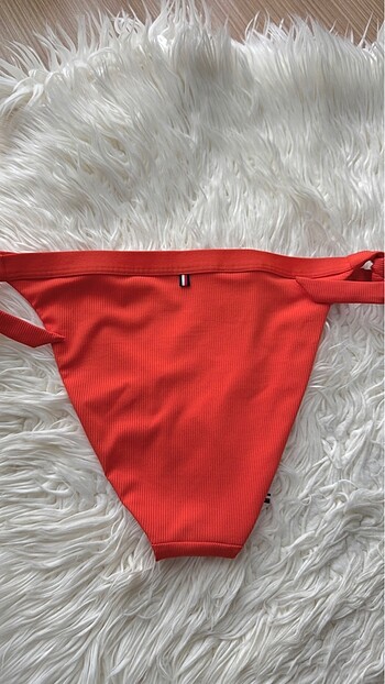m Beden Tommy Hilfiger Bikini Altı