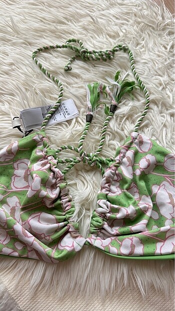 l Beden Ted Baker London Bikini Üstü