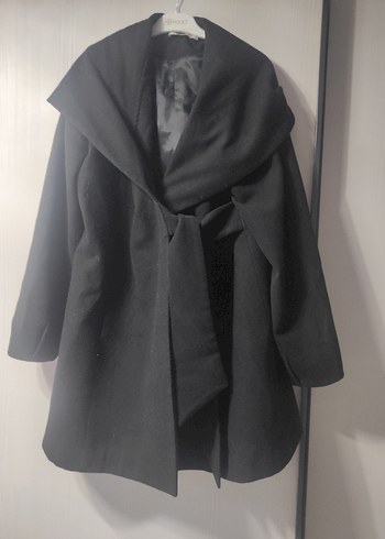 Kuşaklı Siyah Kadın Kaban - Görsel 2