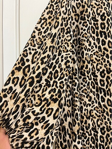 H&M Leopar elbise