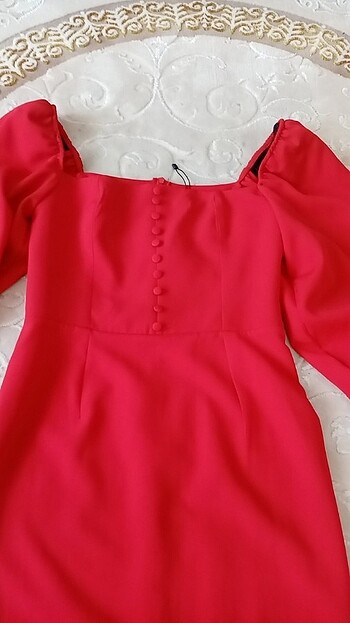 26 Beden kırmızı Renk Midi boy elbise 