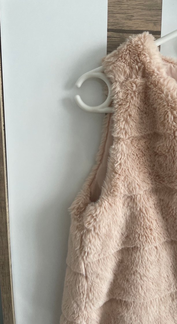 Bej Kürklü Kız Çocuk Yelek - Görsel 3