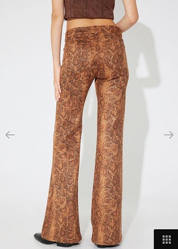 Kahverengi Yılan Desenli Deri İspanyol Paça Pantolon - Görsel 2