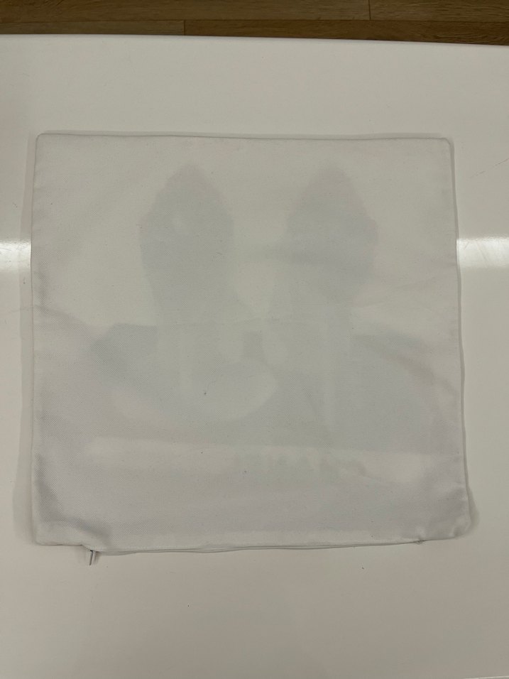 Chanel Tay Tüyü Dijital Baskı Kırlent - Görsel 4