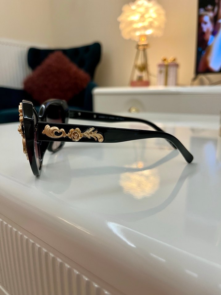 İthal Orjinal Tasarım Gül Güneş Gözlüğü - Görsel 3