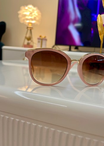 Pudra Pembe Altın Şık Güneş Gözlük  - Görsel 2