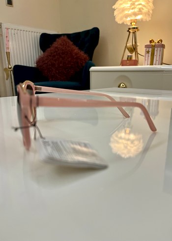 Pudra Pembe Altın Şık Güneş Gözlük  - Görsel 4