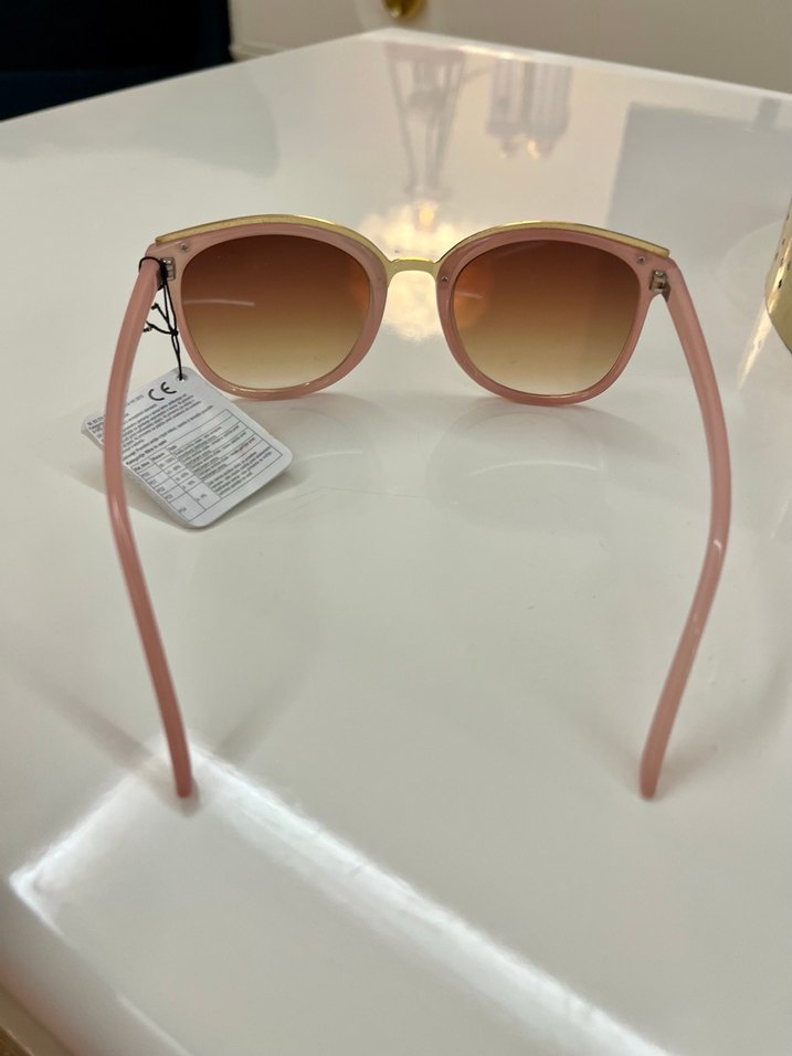 Pudra Pembe Altın Şık Güneş Gözlük  - Görsel 5