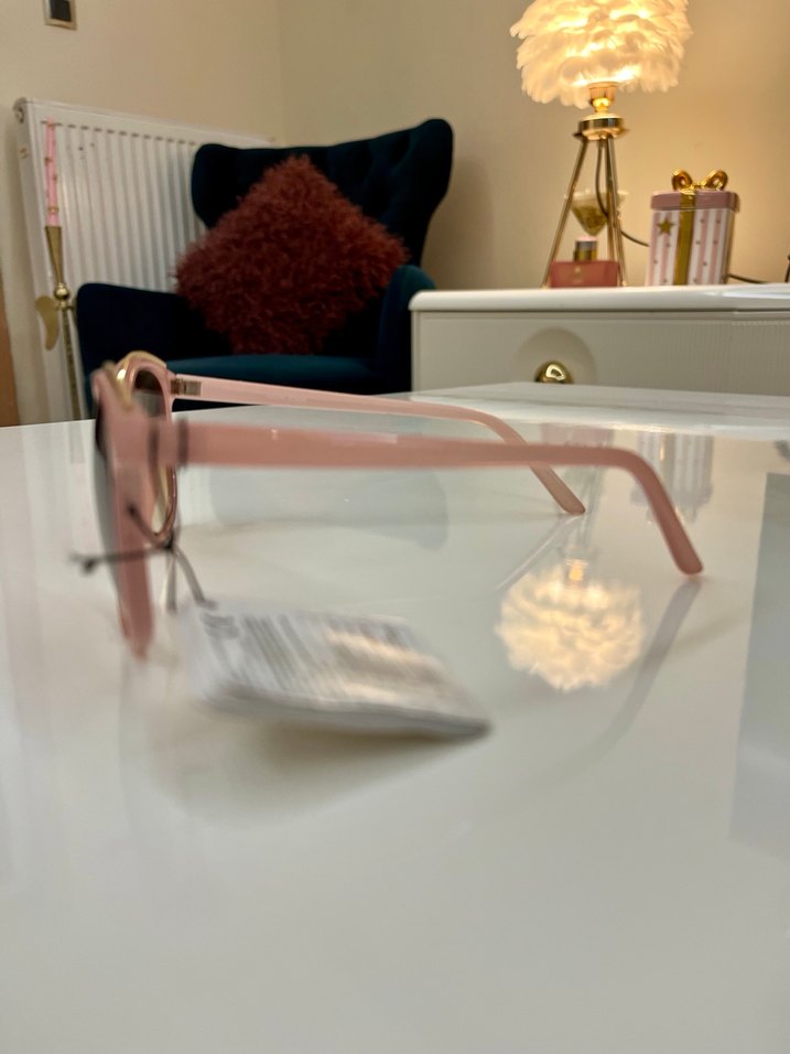 Pudra Pembe Altın Şık Güneş Gözlük  - Görsel 4