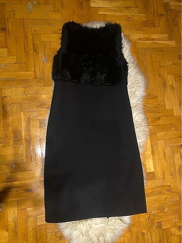 Siyah yakası kürk detaylı uzun yelek - Görsel 4