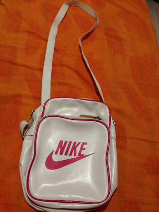 Nike çapraz çanta 