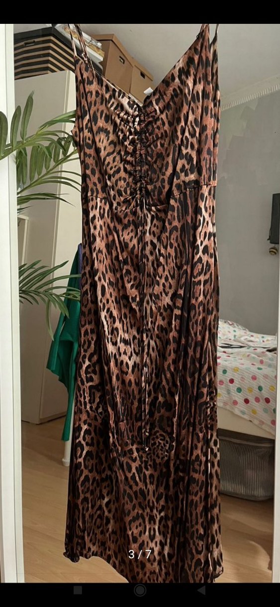 Kahverengi Leopar Desenli Uzun Elbise - Görsel 3