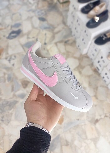 Nike spor ayakkabı 