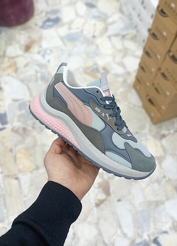 Puma gri pembe spor ayakkabı 