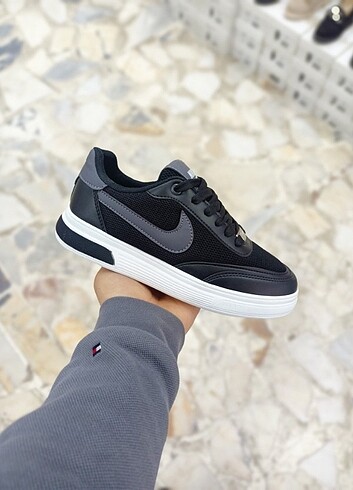 Nike spor ayakkabı 