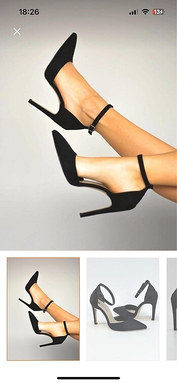 Siyah stiletto ayakkabı